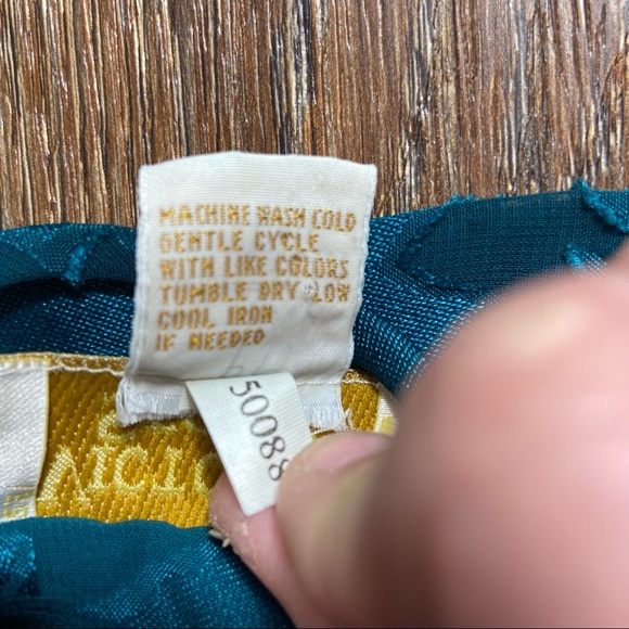 Vintage Victoria’s Secret Gold Label Robe Size S - Picture 11 of 15